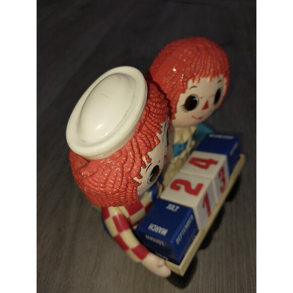 Raggedy Ann & Andy 1975 Desk Set Stapler and Calendar Pencil Holder - Picture 2 of 7